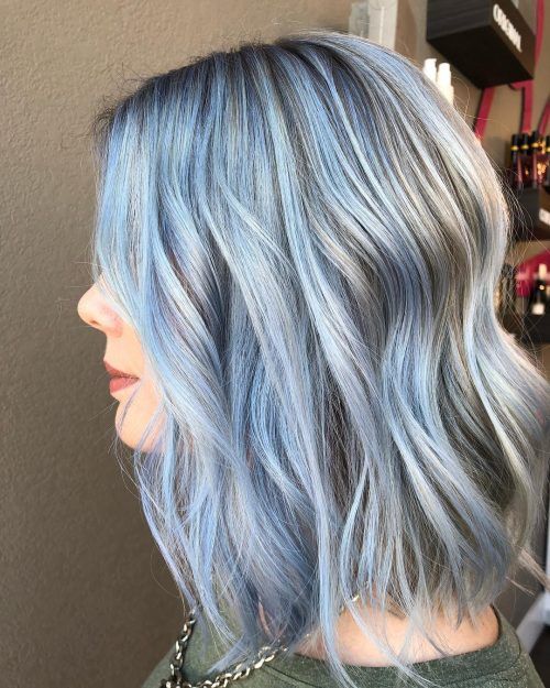 هایلایت موی آبی روشن